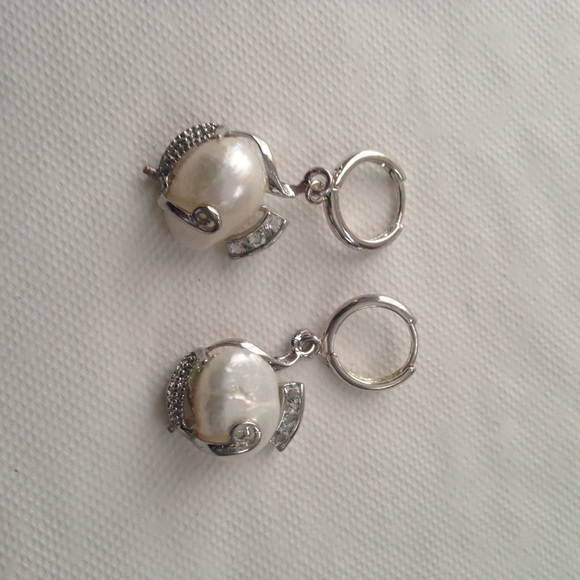 Genuine 1.25in Baroque Pearl Pendant n Earrings - Picture 13 of 16